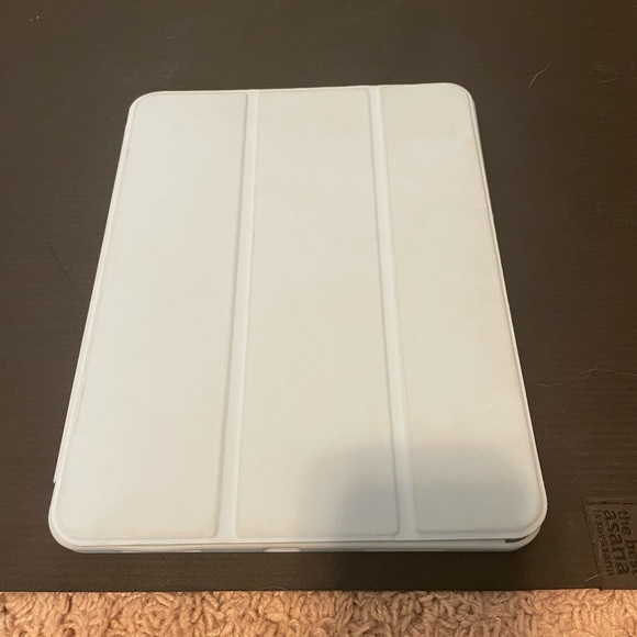 2020 ipad Air 10.2 case - Picture 3 of 3